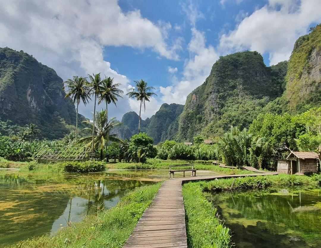 Pemandangan Wisata Rammang-rammang Kabupaten Maros.